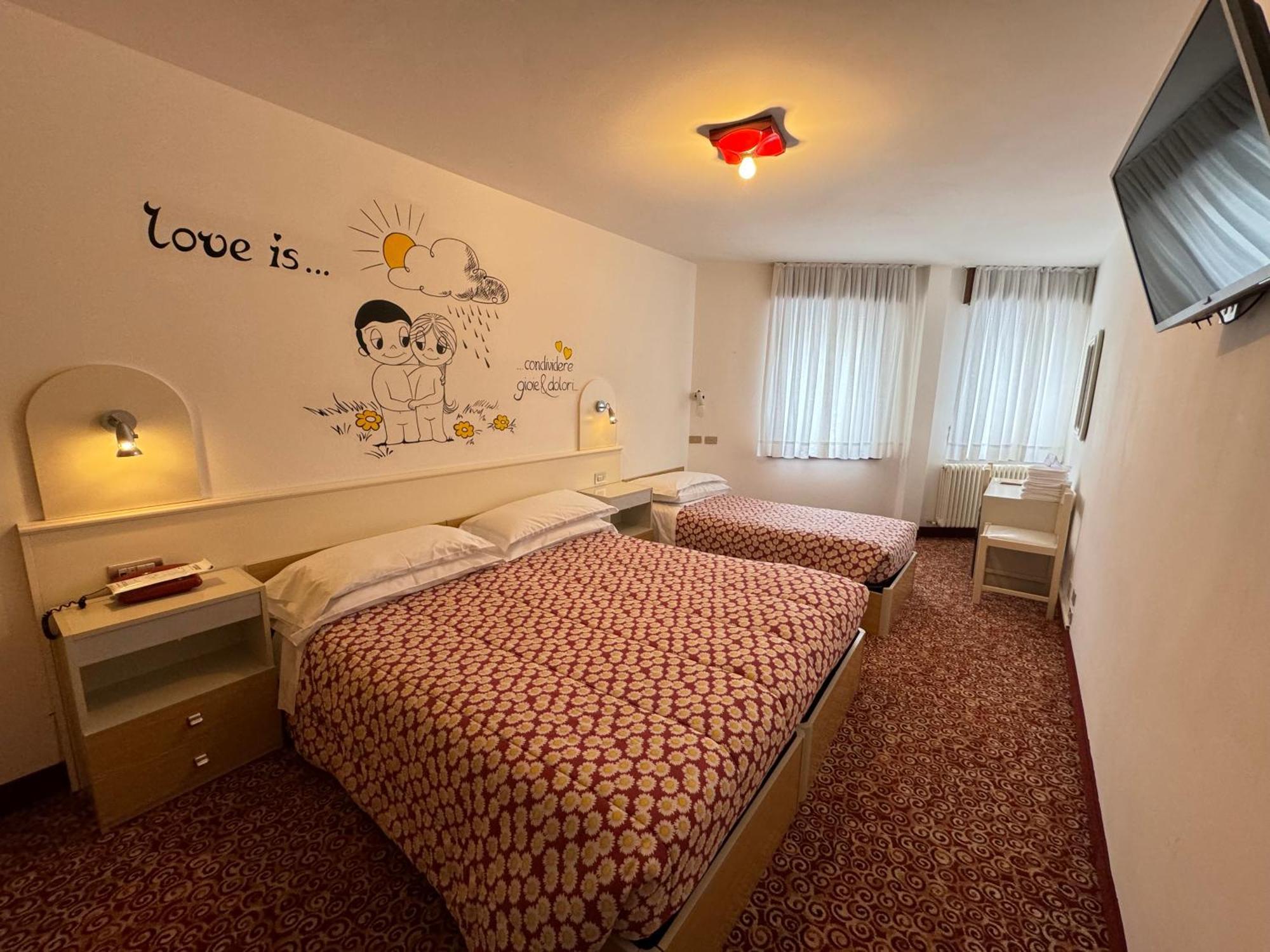 Hotel Europa San Martino Di Castrozza Δωμάτιο φωτογραφία