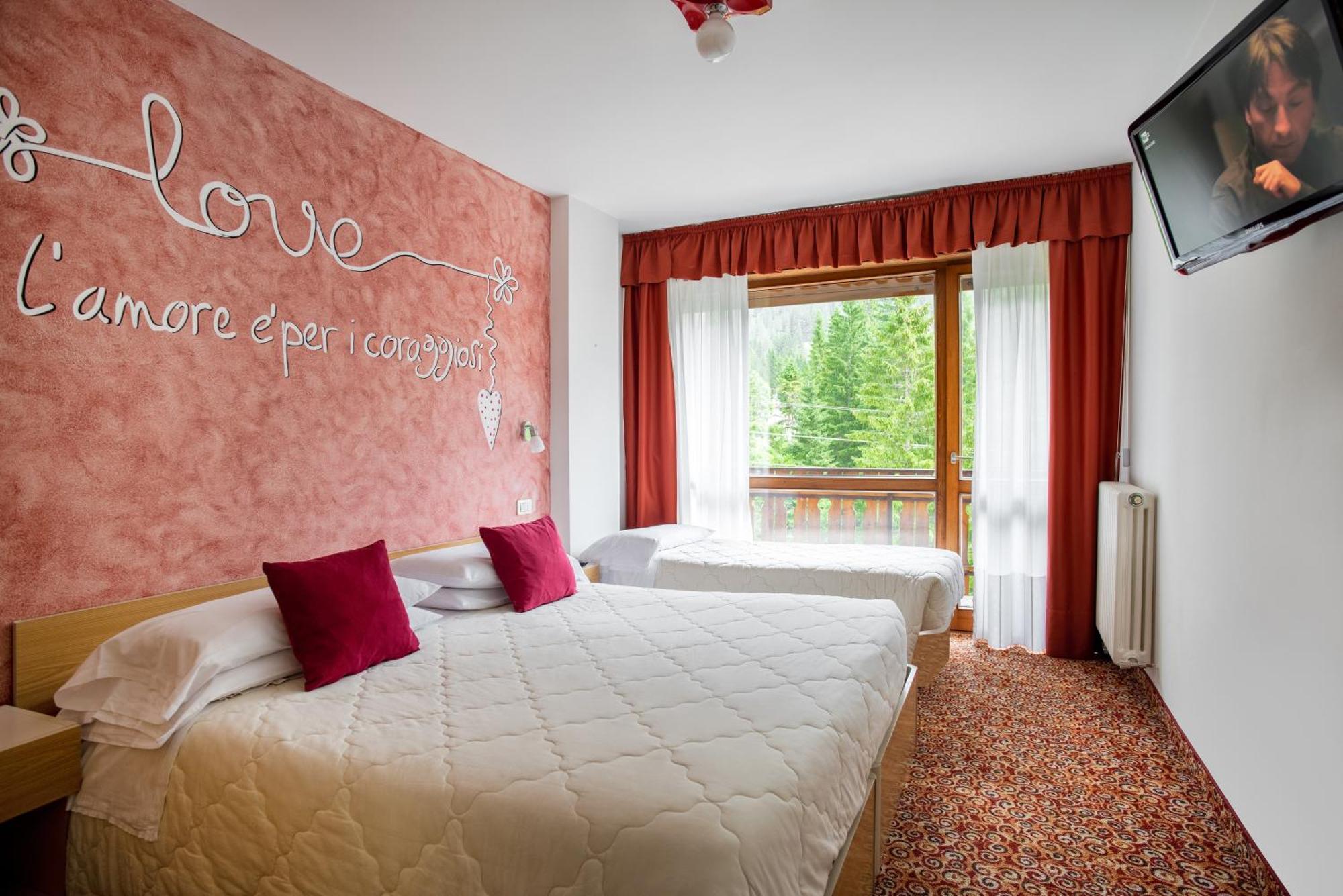 Hotel Europa San Martino Di Castrozza Εξωτερικό φωτογραφία